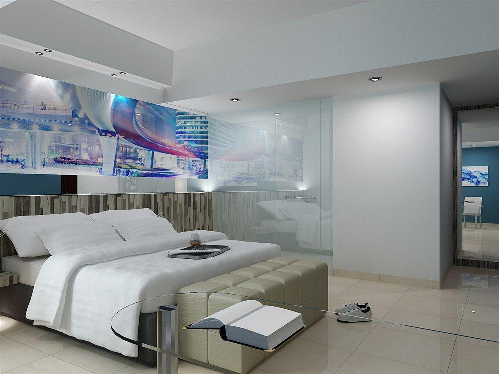 G Suites Hotel By Amithya Surabaya Buitenkant foto