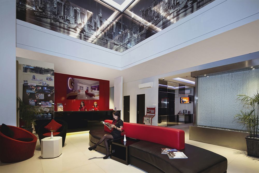 G Suites Hotel By Amithya Surabaya Buitenkant foto