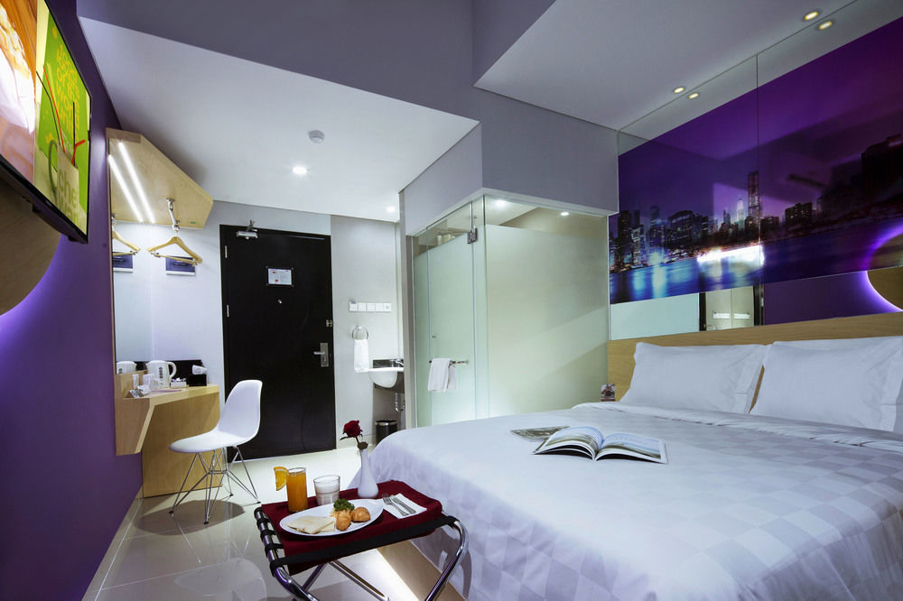 G Suites Hotel By Amithya Surabaya Buitenkant foto